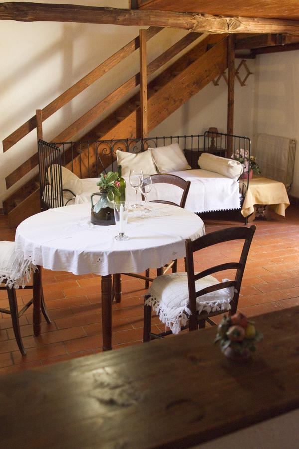Agriturismo Santa Caterina Castelnuovo di Val di Cecina Ruang foto