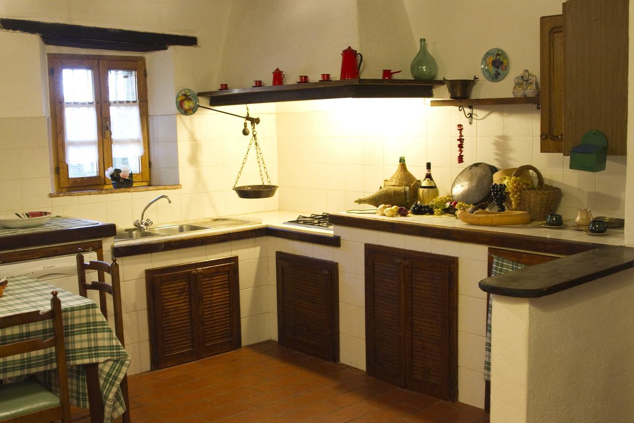 Agriturismo Santa Caterina Castelnuovo di Val di Cecina Ruang foto