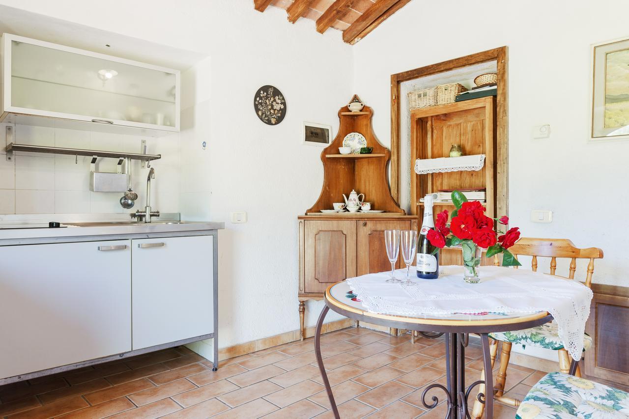Agriturismo Santa Caterina Castelnuovo di Val di Cecina Bagian luar foto